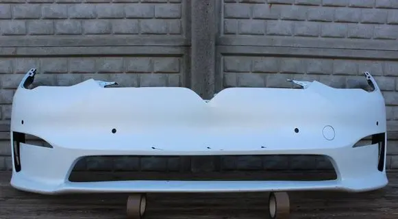 Tesla Model S Plaid Front bumper 1564637-00-C 156463700C