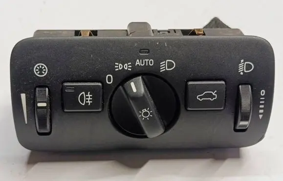 Volvo V40 Light switch 30739425 10092207 140327B