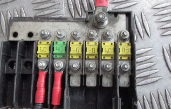 Ford Fiesta Fuse box set 2S6T14A073BB