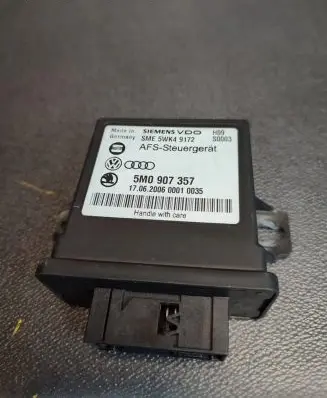 Volkswagen PASSAT B6 Light module LCM 5M0907357