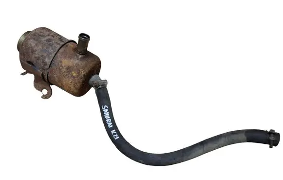 Suzuki Samurai Power steering fluid tank/reservoir 