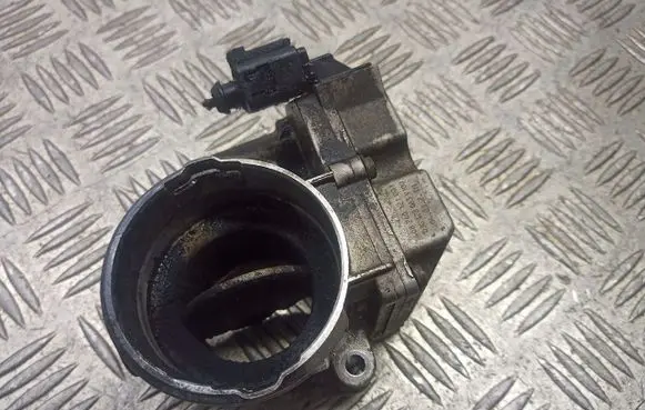 Audi A3 S3 8P Throttle valve position sensor 03G128063V