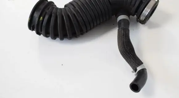 KIA Sportage Air intake hose/pipe 28130D3100