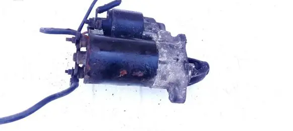 Volkswagen PASSAT B5.5 Starter motor 0001107073 06B911023