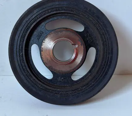 Peugeot 308 Crankshaft pulley 9654961080