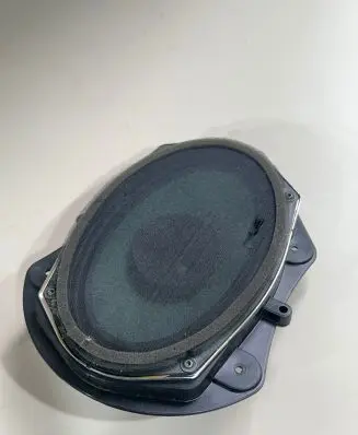 Dodge Challenger Front door speaker 05064035AB