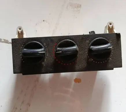 Renault Clio I Climate control unit 9041701917