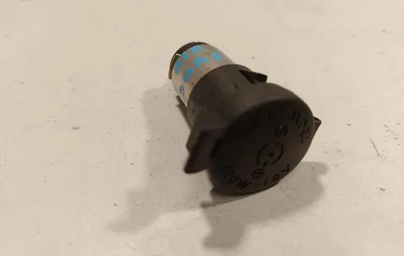 KIA Sorento 12 V Socket (rear) 