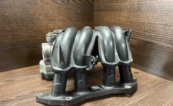 Citroen C3 Intake manifold 9631980380 0261230043