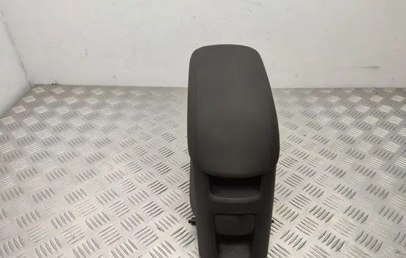 Opel Meriva B Armrest 