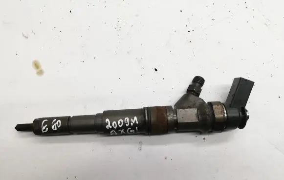 BMW 5 E60 E61 Fuel injector 7794435