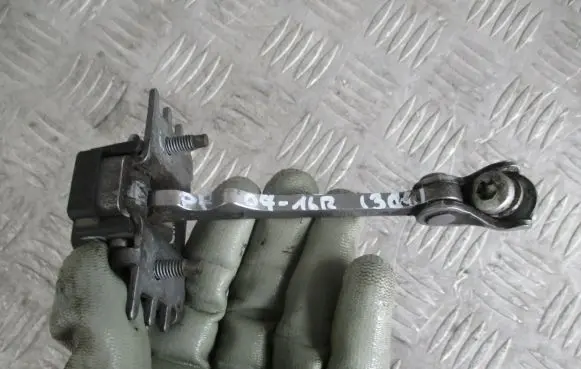 Citroen Jumpy Front door check strap stopper