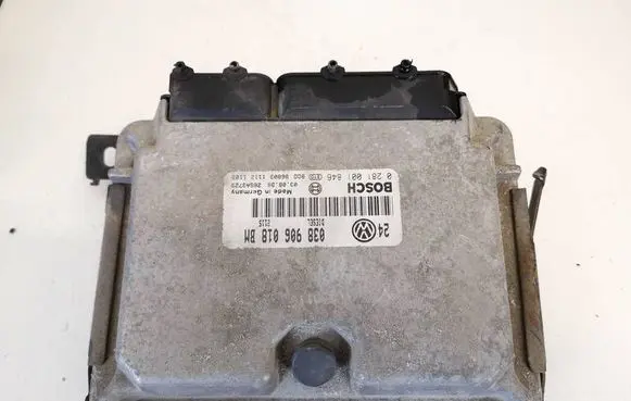 Volkswagen Golf IV Engine control unit/module 038906018bm 0281001846