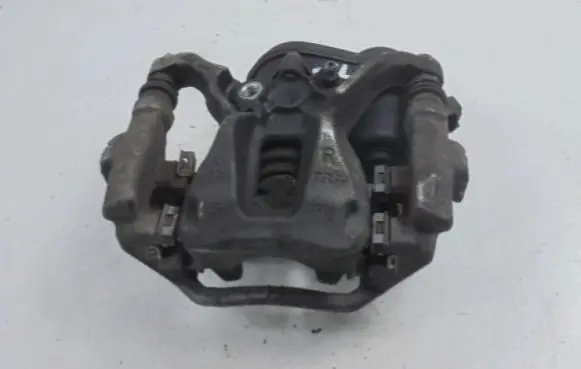 Toyota C-HR I Rear brake caliper C4922