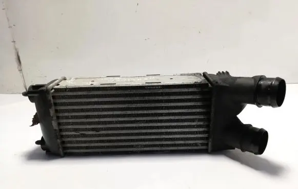 Citroen Berlingo Intercooler radiator 9682434580