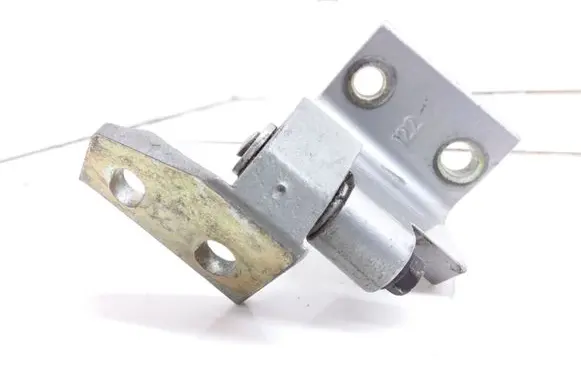 Peugeot 406 Rear door upper hinge