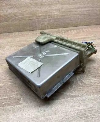 Volvo S80 Engine control unit/module ECU P09472349 303978