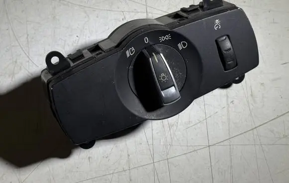 BMW 7 F01 F02 F03 F04 Light switch 9204068