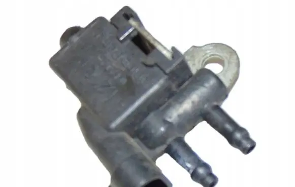 Chevrolet Evanda Valve vacuum 21001242