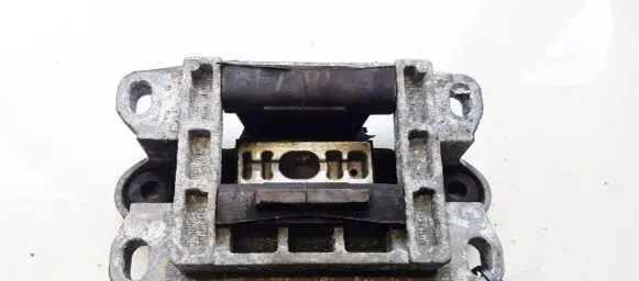 Ford Mondeo Mk III Engine mount bracket 95BB9B929AA 95BB-9B929-AA