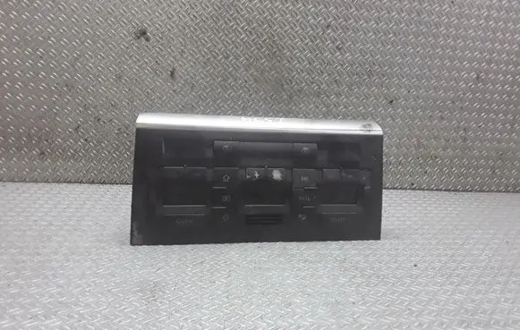 Audi A4 S4 B6 8E 8H Climate control unit 8E0820043