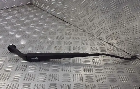 Mazda 626 Front wiper blade arm X5761