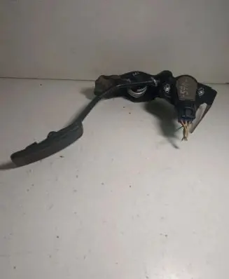 Toyota Corolla Verso E121 Accelerator throttle pedal 67806