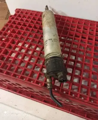 BMW 5 E60 E61 Fuel injection high pressure pump 0450906457 637568