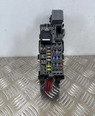 Volvo V70 Fuse module 31300187