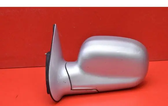 Hyundai Santa Fe Front door electric wing mirror 012147