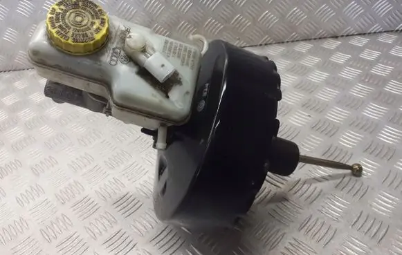 Skoda Fabia Mk1 (6Y) Brake booster 6Q0614106R