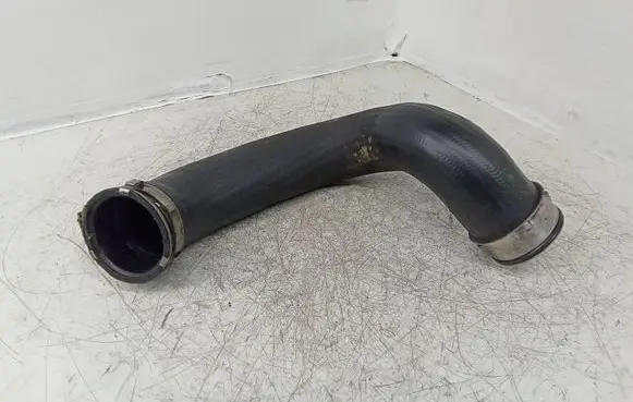 Mercedes-Benz S W221 Intercooler hose/pipe A2215281082