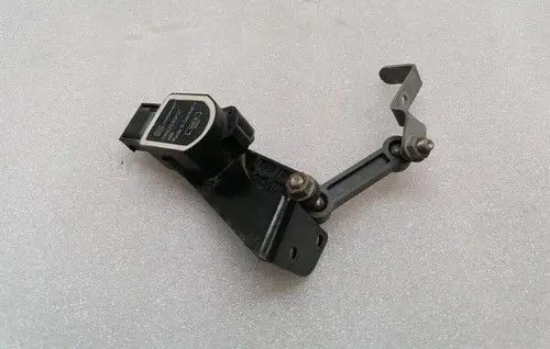 McLaren 765LT Spider Rear air suspension level height sensor 11M0253CP