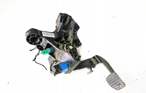 Clutch pedal