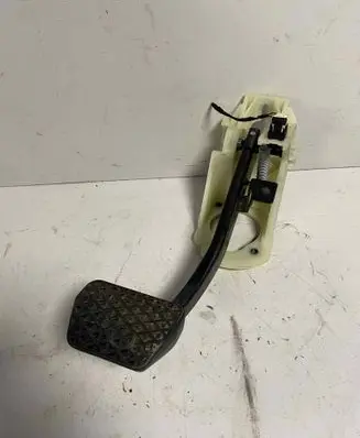 BMW 3 F30 F35 F31 Brake pedal 6860648
