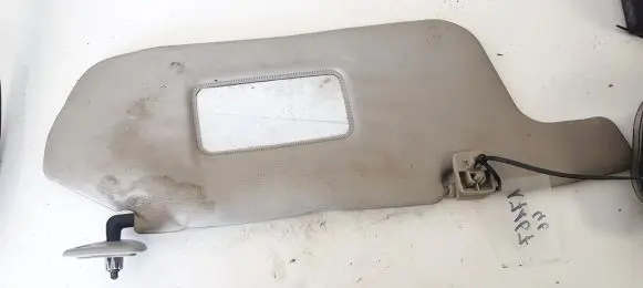 Sun visor