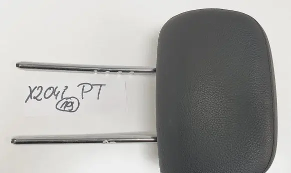 Mercedes-Benz GLK (X204) Rear seat headrest 