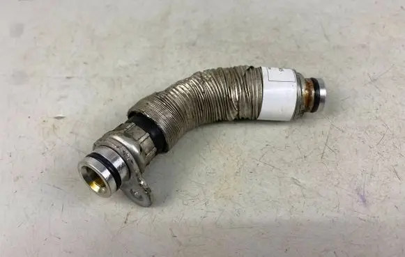 Mini Cooper Countryman F60 Turbo turbocharger oiling pipe/hose 8629963
