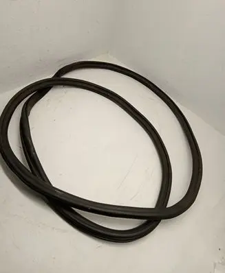 Porsche Macan (95B) Front door rubber seal 95B831721