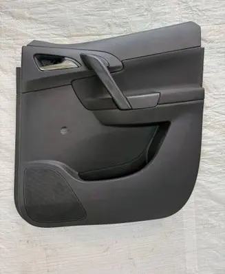 Opel Meriva B Rear door card panel trim 06892A33