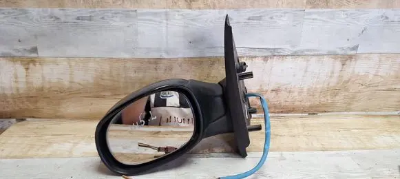Front door electric wing mirror