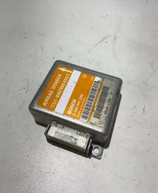 Audi A4 S4 B5 8D Airbag control unit/module 8A0959655C 0285001038 94T30620130