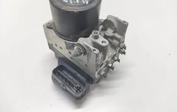 Lexus IS 220D-250-350 ABS Pump 4454053040 8954153010 1338008000