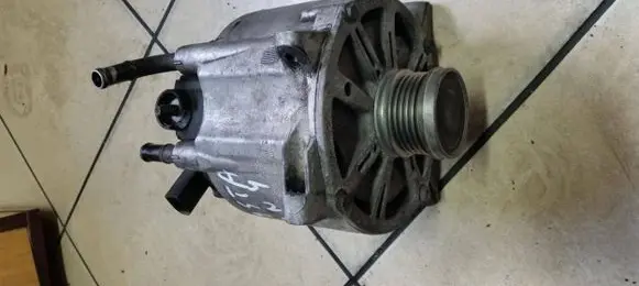 Mercedes-Benz A W168 Generator/alternator A6681540102