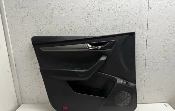 Skoda Karoq Front door card panel trim 57B867013T 010494 5113201