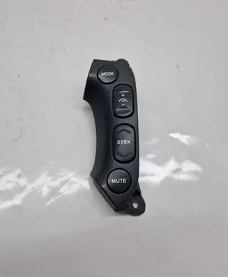 Hyundai Santa Fe Steering wheel buttons/switches 967002B050 200002967 5699428000