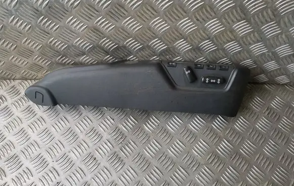 Volvo XC70 Seat control switch 39999380 30697088