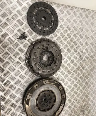 BMW 1 F20 F21 Clutch set kit 7638349