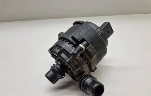 BMW 2 Active Tourer U06 Electric auxiliary coolant/water pump 5A69E35