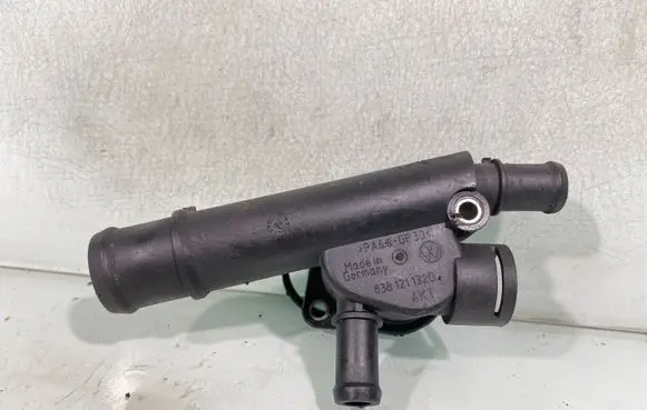 Thermostat/thermostat housing